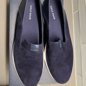 Cole Haan Women's Grand Horizon Slip ON Loafer - Navy blue